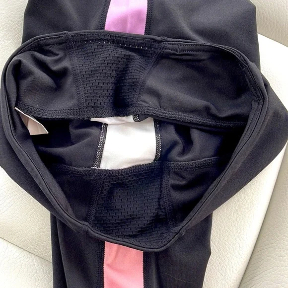 Mid-shin length Just Cleave black leggings. Size 4. - Picture 6 of 8